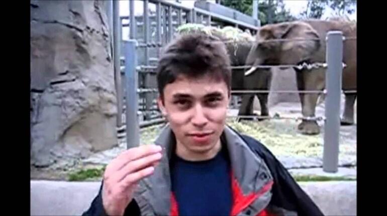 Il fotogramma di Me at the zoo, il primo video caricato su YouTube
